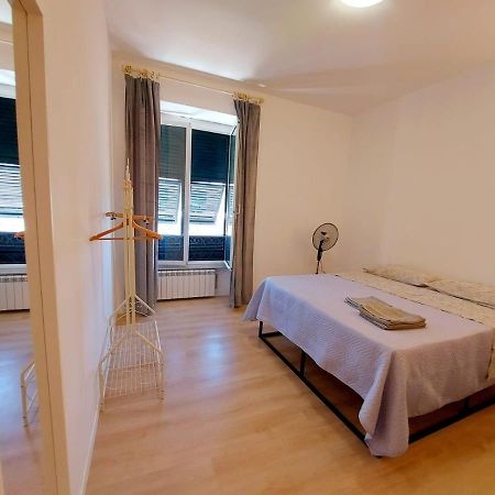 Genova Rooms Serra E Exterior photo